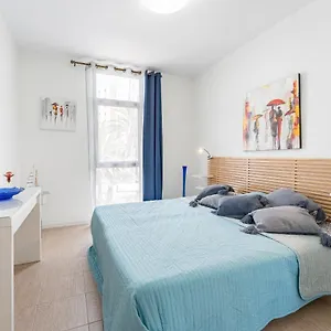 https://central-los-americos-apartment.tenerifehoteles.net