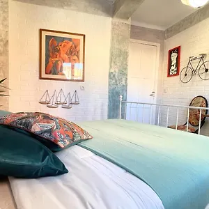 https://picasso-loft-centrum.hotelsinnerja.org